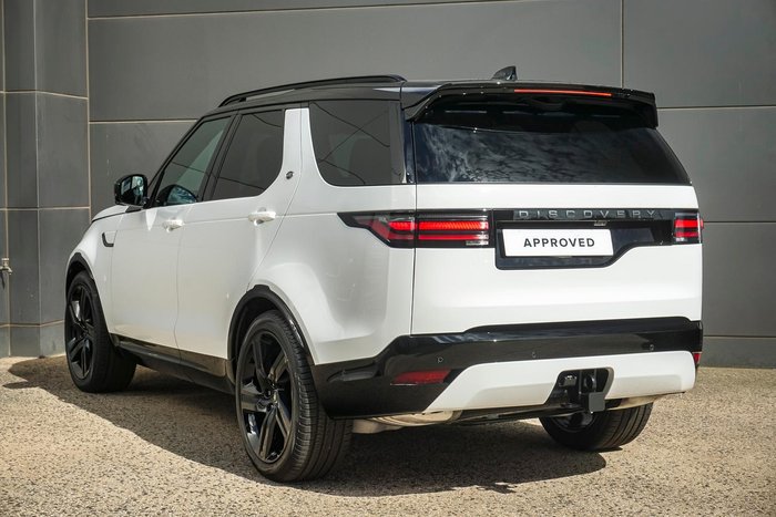 2026 Land Rover Discovery D350 Dynamic SE