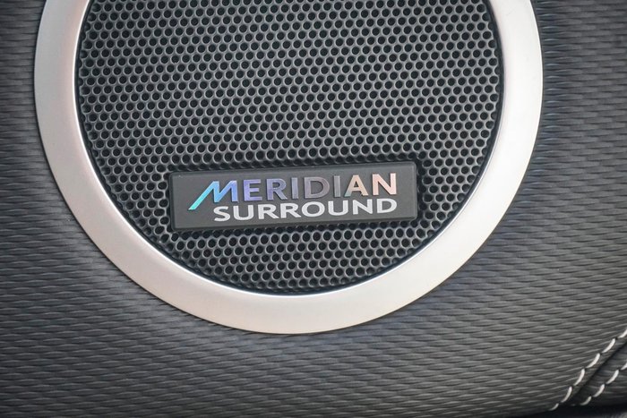 2026 Land Rover Discovery D350 Dynamic SE