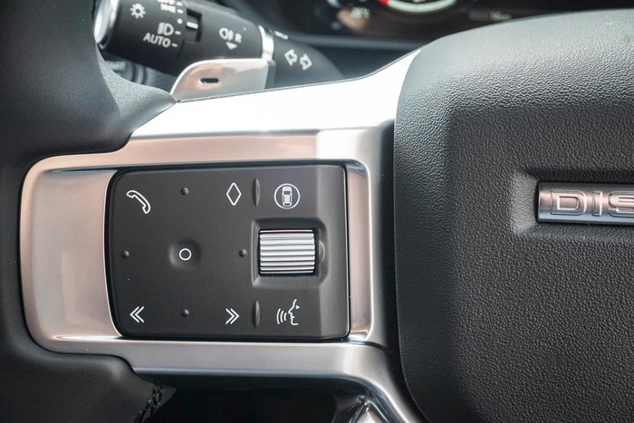 2026 Land Rover Discovery D350 Dynamic SE