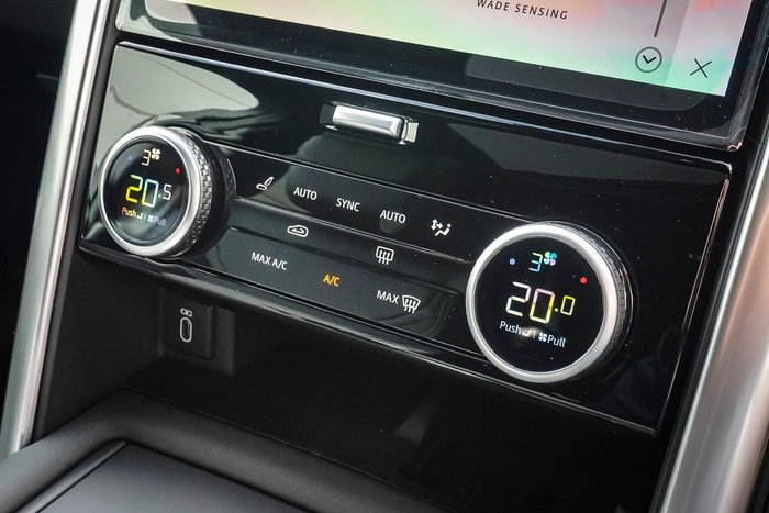 2026 Land Rover Discovery D350 Dynamic SE