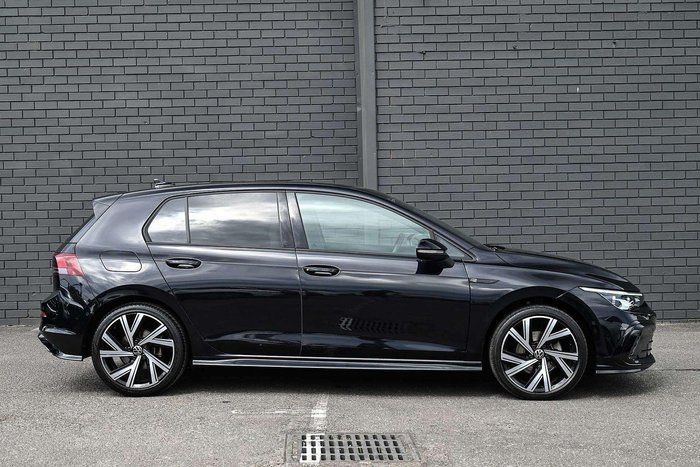 2022 Volkswagen Golf 110TSI R-Line