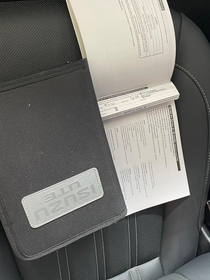 2021 Isuzu MU-X LS-T