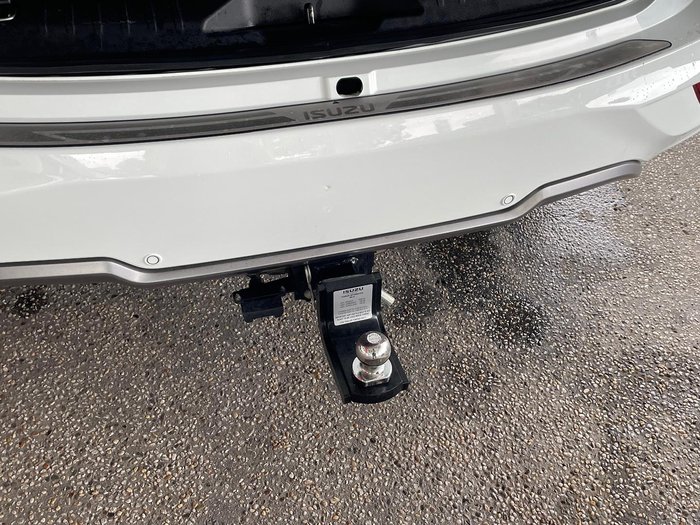 2021 Isuzu MU-X LS-T