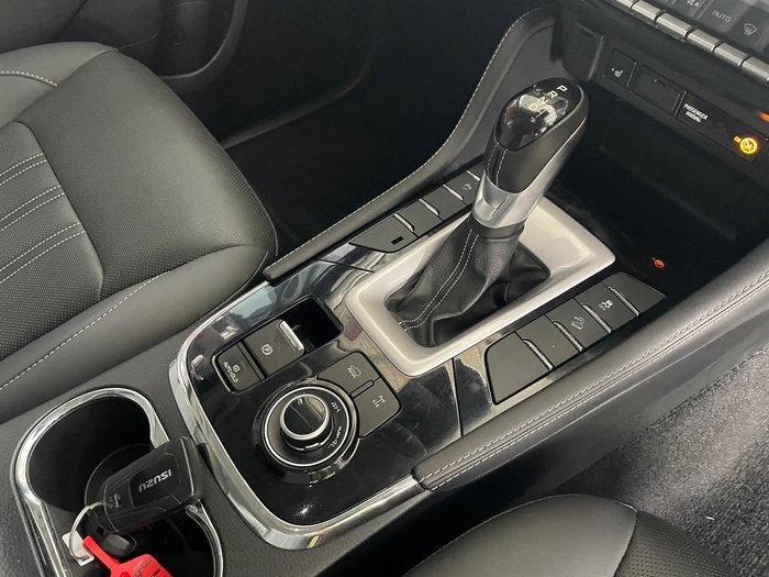 2021 Isuzu MU-X LS-T