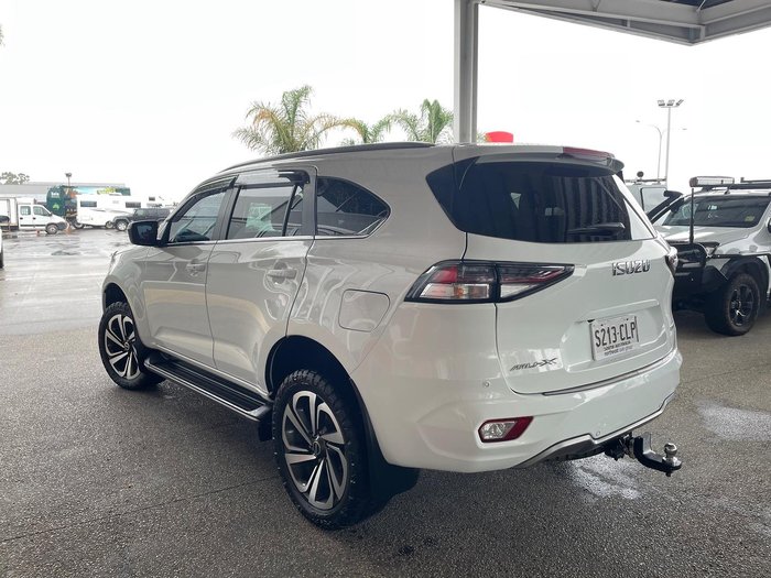 2021 Isuzu MU-X LS-T