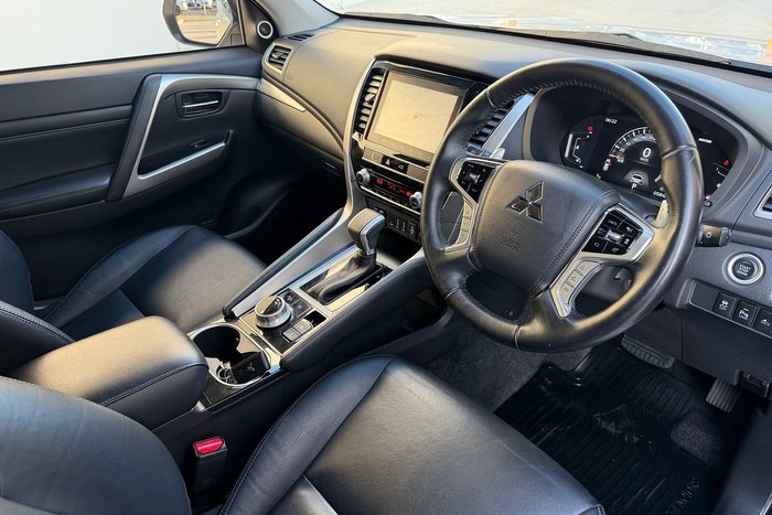 2022 Mitsubishi Pajero Sport GSR