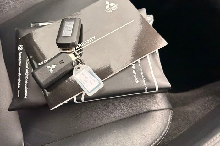 2022 Mitsubishi Pajero Sport GSR