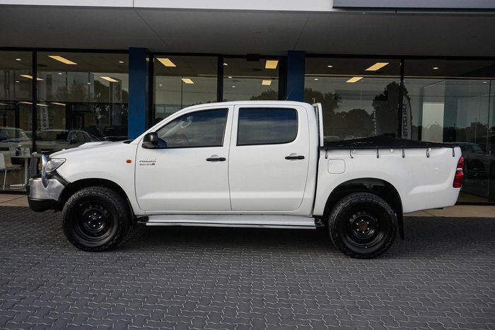 2014 Toyota Hilux SR