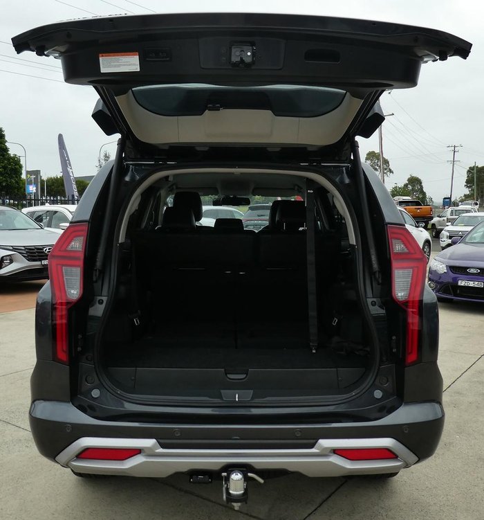 2024 Mitsubishi Pajero Sport Exceed