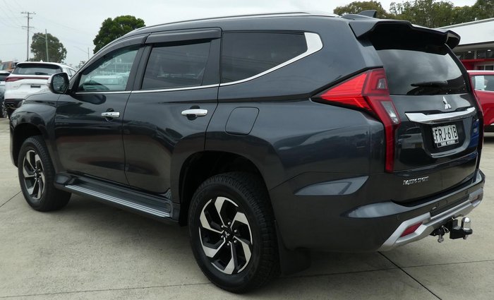 2024 Mitsubishi Pajero Sport Exceed