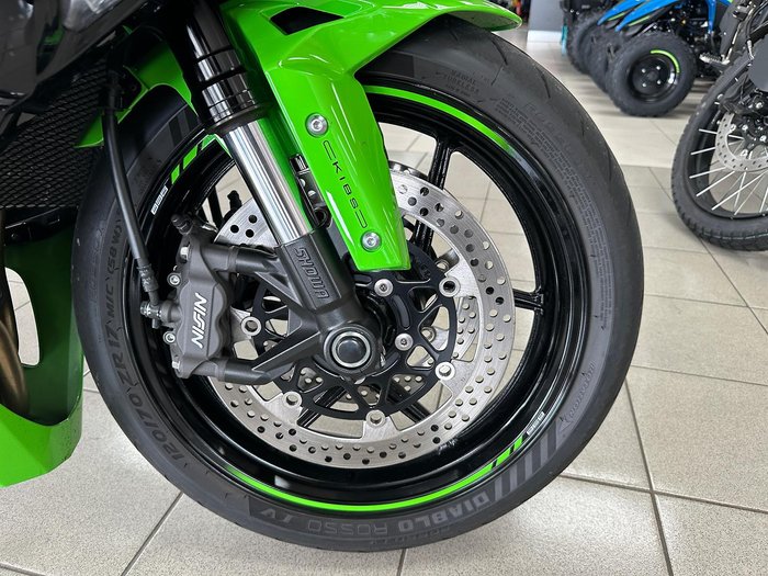 2023 Kawasaki Ninja ZX-6R ABS (636) KRT Edition Ninja Green