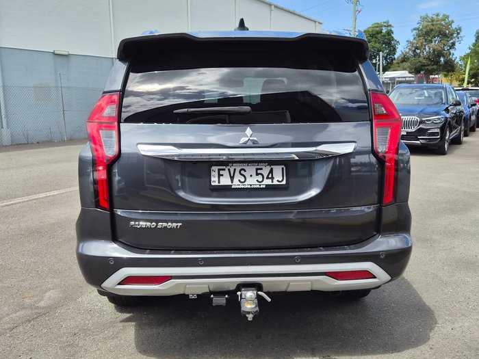 2023 Mitsubishi Pajero Sport GLS