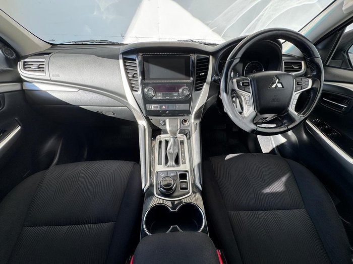 2018 Mitsubishi Pajero Sport GLX