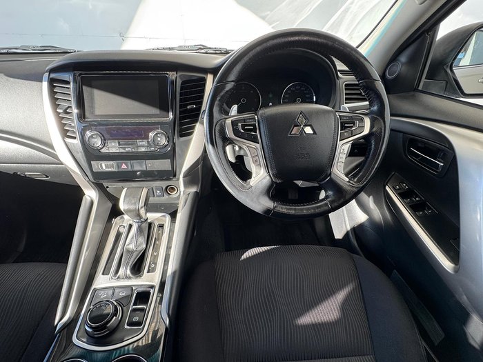 2018 Mitsubishi Pajero Sport GLX