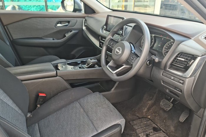 2024 Nissan X-TRAIL ST