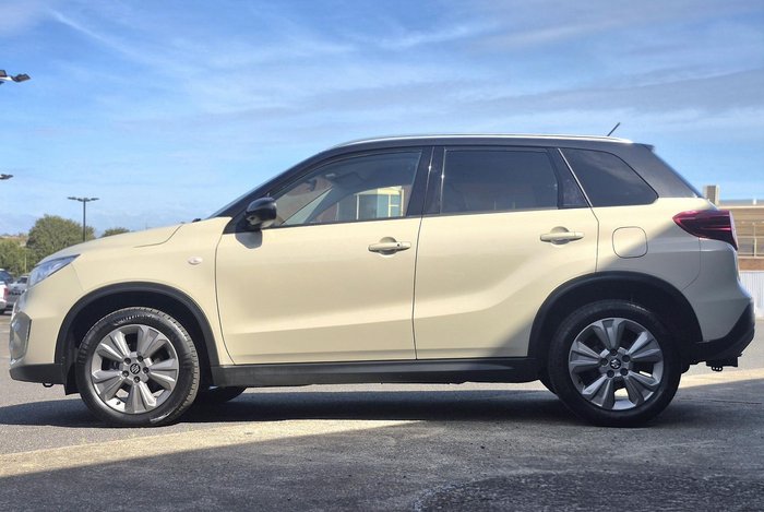 2018 Suzuki Vitara RT-S LY Savannah Ivory