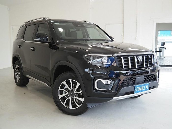 2025 Mahindra Scorpio Z8L+