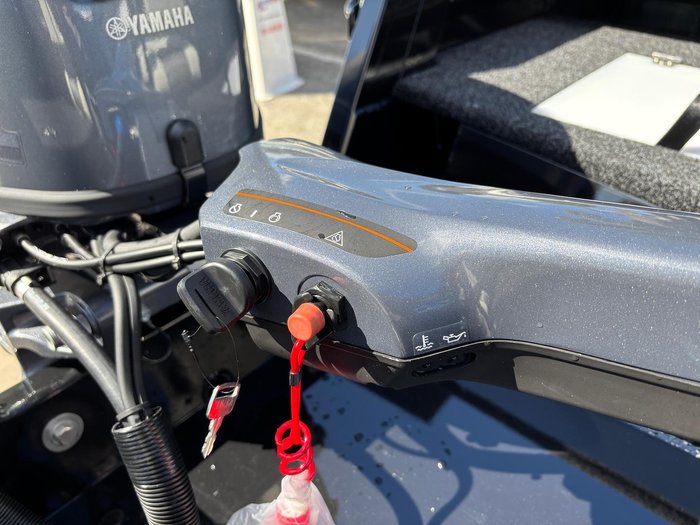 2026 QUINTREX 440 Hornet Trophy