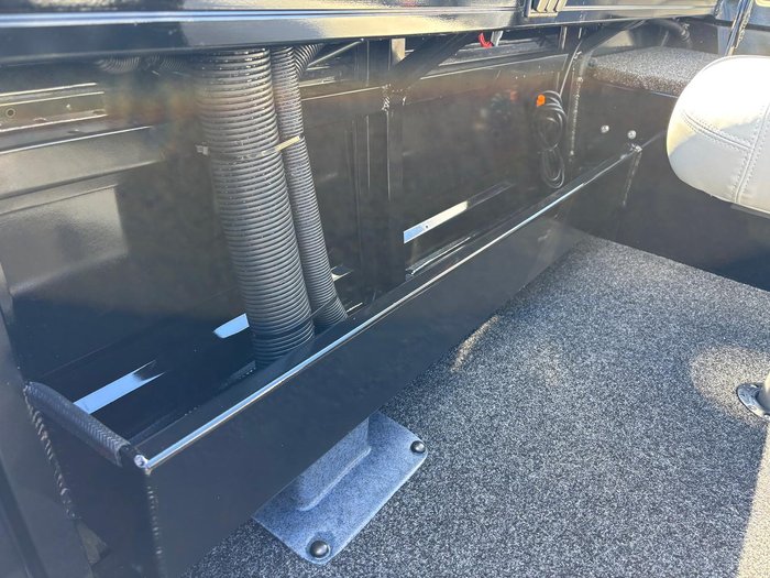 2026 QUINTREX 440 Hornet Trophy