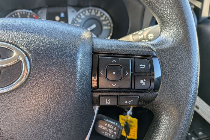 2021 Toyota Hilux SR