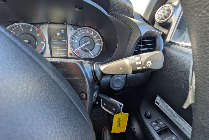 2021 Toyota Hilux SR