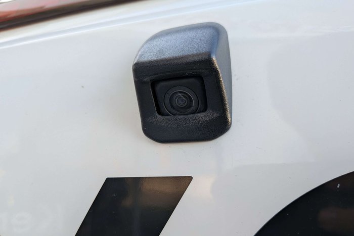 2021 Toyota Hilux SR