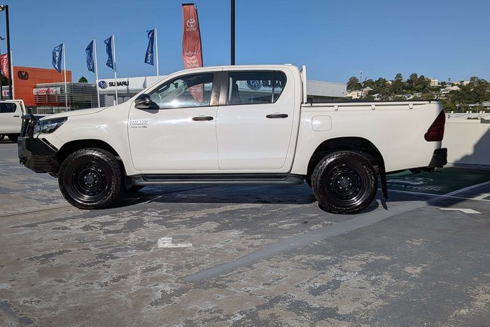 2021 Toyota Hilux SR