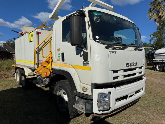 2012 Isuzu F Series FVZ 1400 WHITE