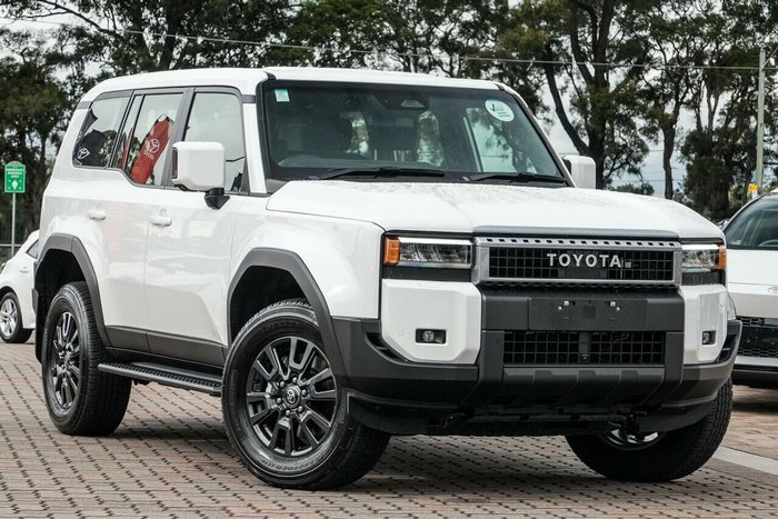 2024 Toyota Landcruiser Prado