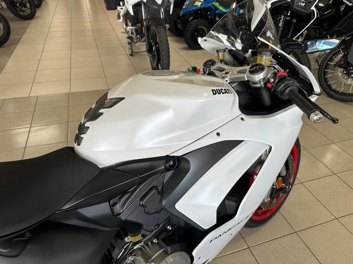 2020 Ducati Panigale V2 Panigale White