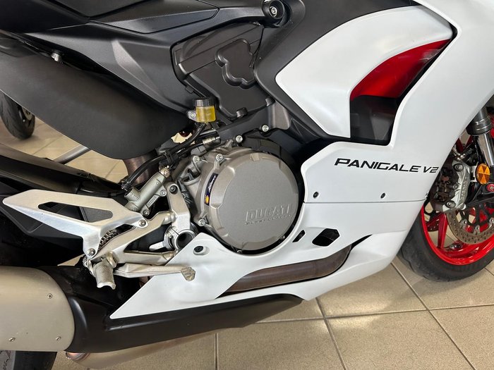 2020 Ducati Panigale V2 Panigale White