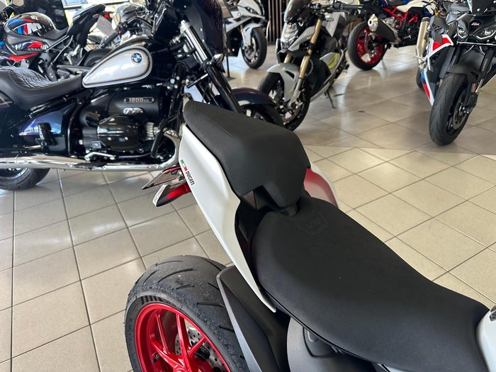 2020 Ducati Panigale V2 Panigale White