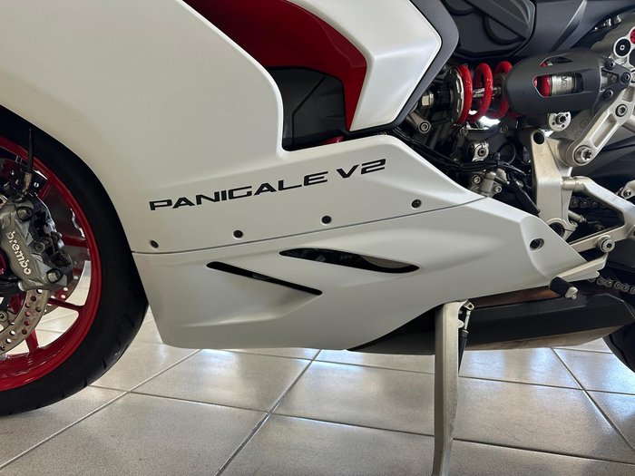 2020 Ducati Panigale V2 Panigale White
