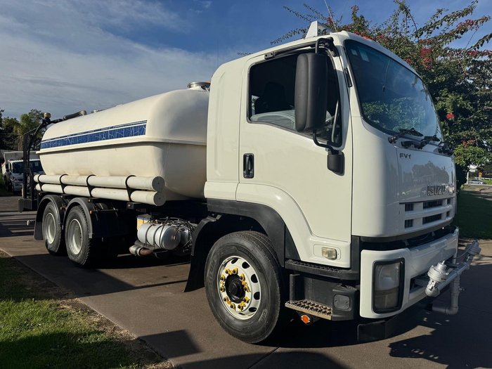 2010 Isuzu F Series FVZ 1400 WHITE