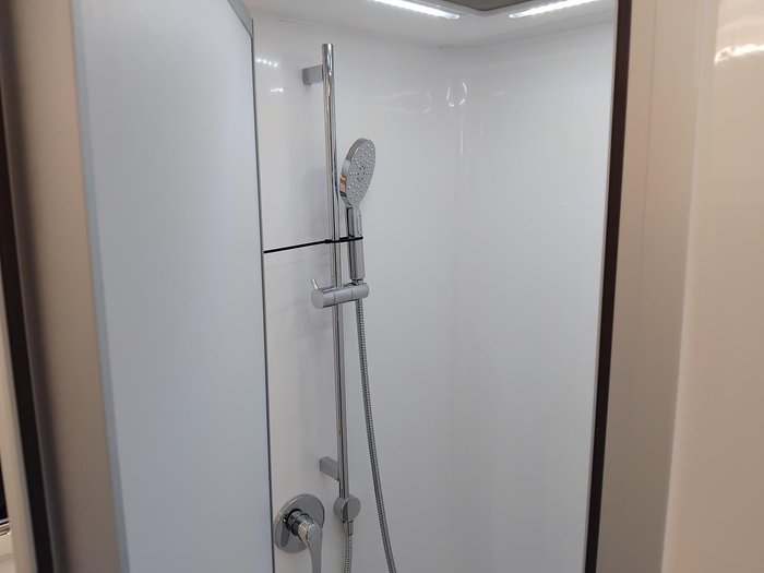 2026 New Age Caravans My26 Road Owl 19Ft Triple Bunk Ensuite Full Composite