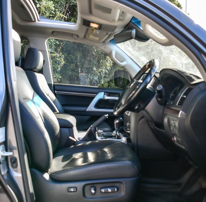 2020 Toyota Landcruiser Sahara