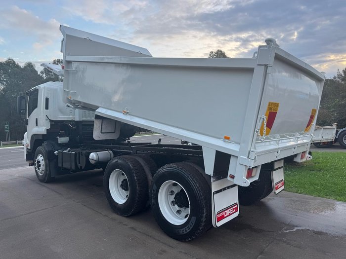 2012 Isuzu F Series FVZ 1400 WHITE