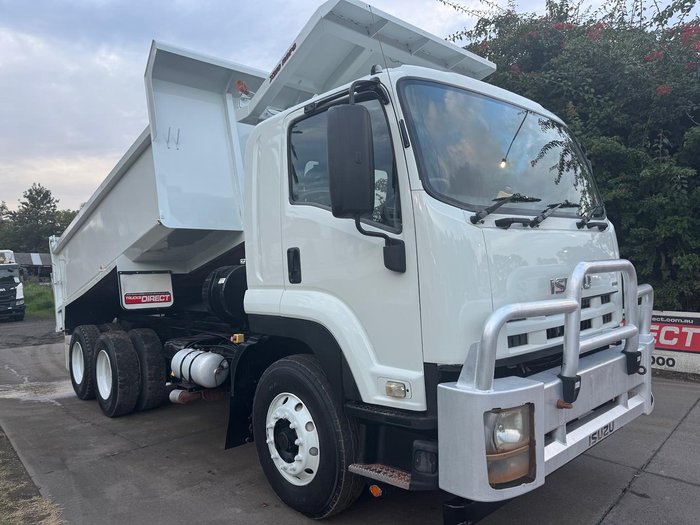 2012 Isuzu F Series FVZ 1400 WHITE