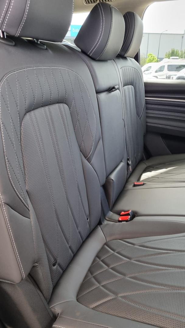 2024 LDV D90 Executive