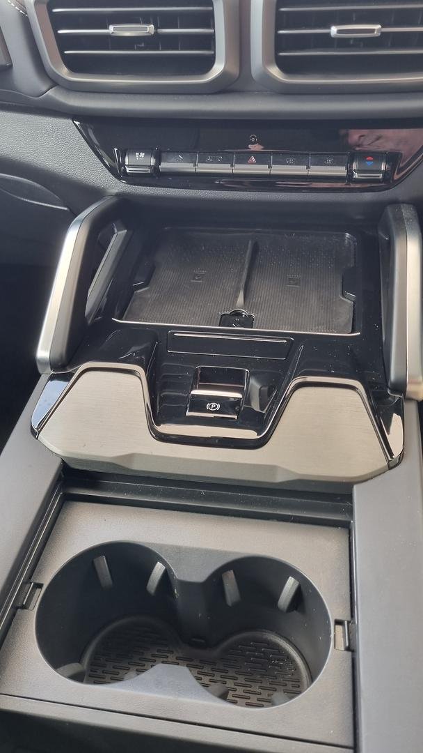 2024 LDV D90 Executive