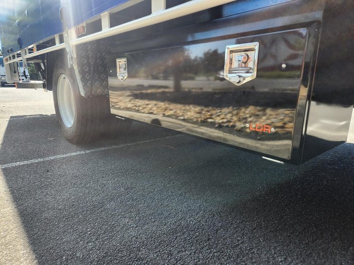 2025 Isuzu F Series FSD 140/120-240 AM R56