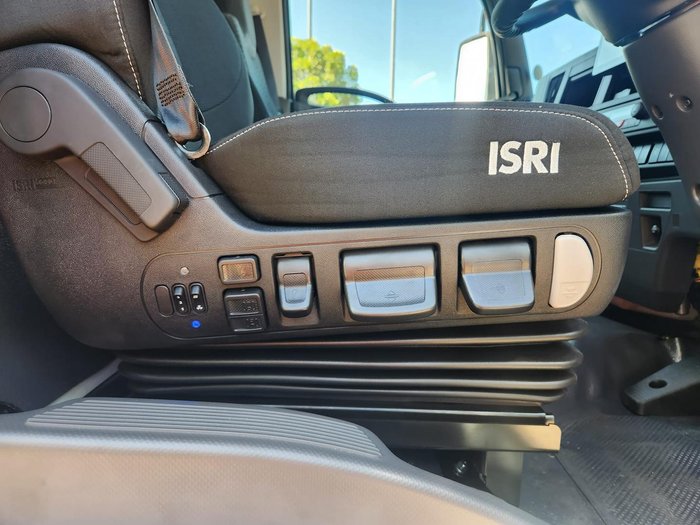 2025 Isuzu F Series FSD 140/120-240 AM R56