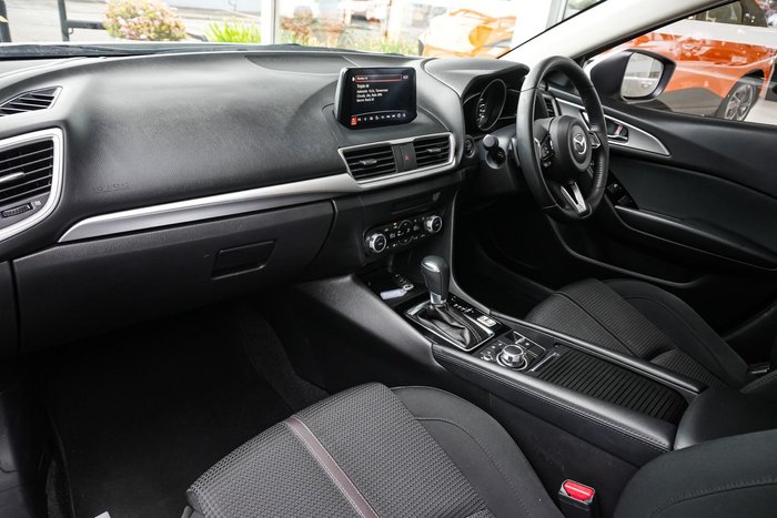 2018 Mazda 3 Maxx Sport