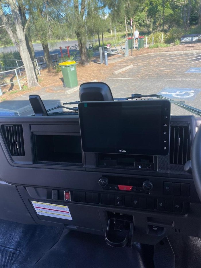 2025 Isuzu F Series FRR 110-240 AM D50