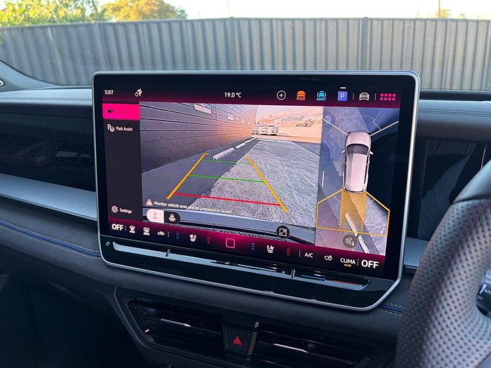 2025 Volkswagen Tayron 195TSI R-Line R4 MY25 Four Wheel Drive Pure White