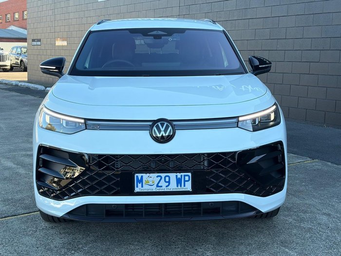 2025 Volkswagen Tayron 195TSI R-Line R4 MY25 Four Wheel Drive Pure White