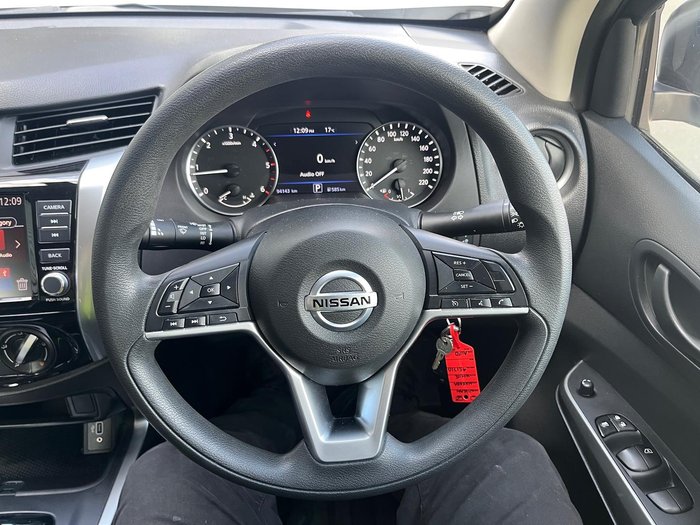 2021 Nissan Navara SL