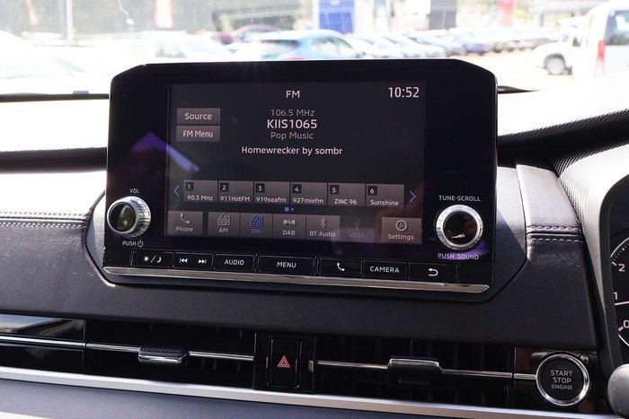 2024 Mitsubishi Outlander ES