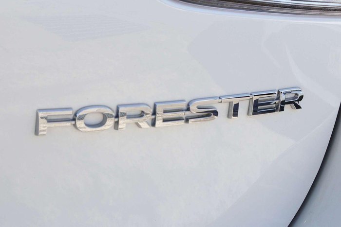 2025 Subaru Forester 2.5i