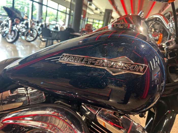 2012 Harley-Davidson Dyna Super Glide Custom 1584 (FXDC) Dyna Blue